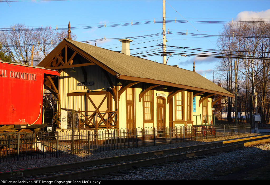 Maywood Station